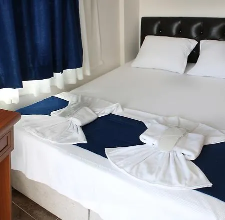 아파트 Marti Apart Çeşme